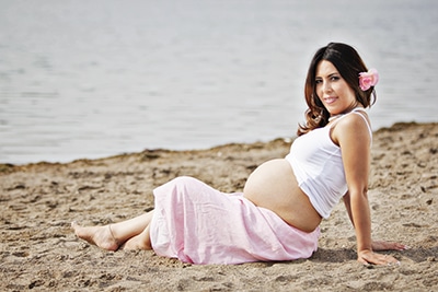 Maternity Photographer - Beach Portraits