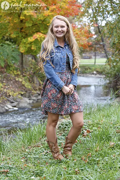 Northville Senior Pictures - Fall Senior Portraits