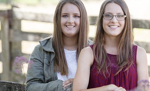 Senior Pictures with Twins - Metro Detroit Photographer