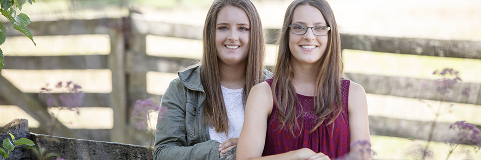 Senior Pictures with Twins - Metro Detroit Photographer