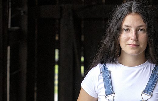 Senior Pictures Near Me in Livonia, Michigan