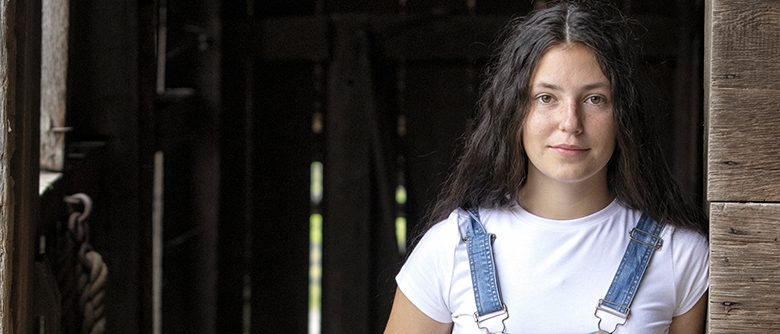 Senior Pictures Near Me in Livonia, Michigan