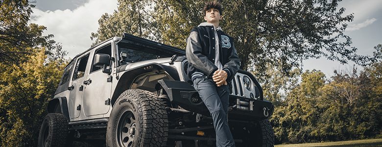 Jeep 4x4 Senior Pictures Photographer