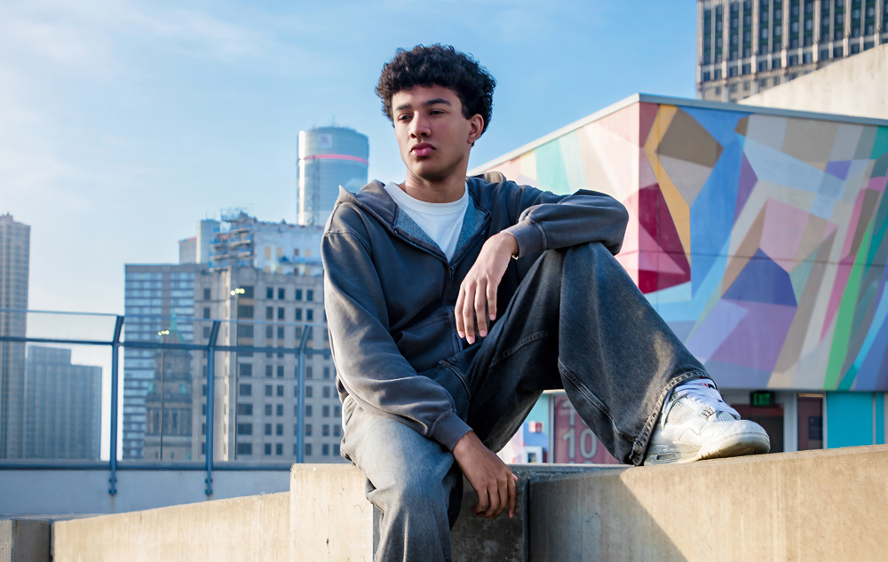 Sterling Height senior pictures on a Detroit rooftop