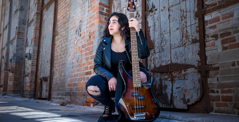 Manoogian School Senior Pictures in Detroit