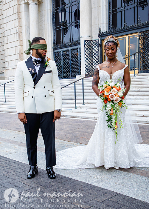 First Look Wedding Photos at the Detroit Institute of Arts