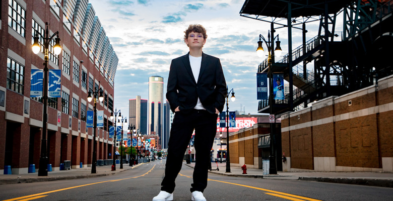 Farmington Senior Pictures at Comerica Park