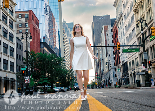 L'Anse Creuse Senior Pictures in Downtown Detroit
