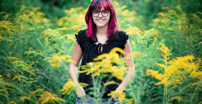 Skyline High School Senior Pictures in a Flower Field