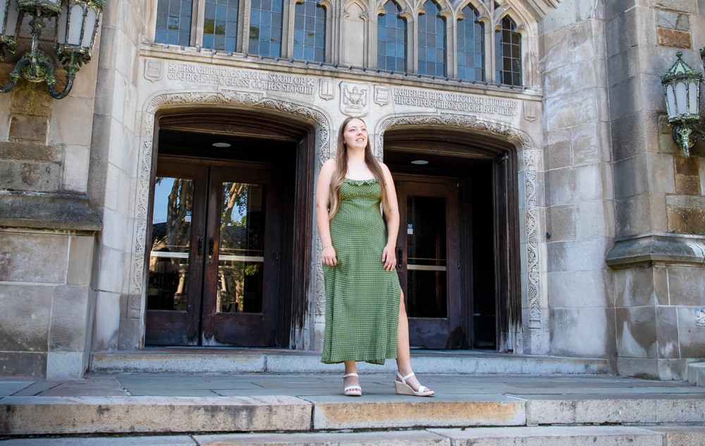 Lincoln High School and Ypsilanti Senior Pictures Photographer