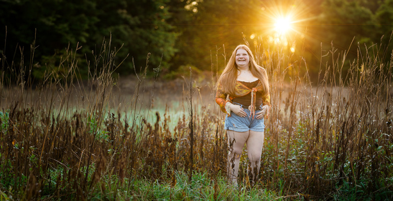 Livonia Senior Pictures in the Woods